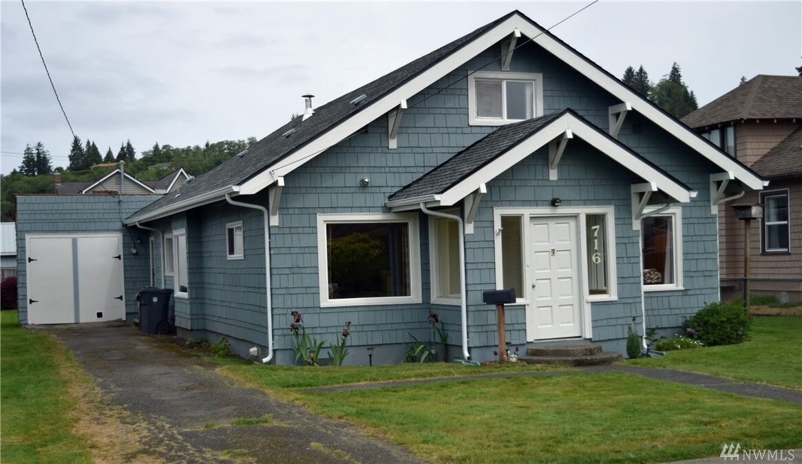 Property Photo: 716 Spruce St WA 98550