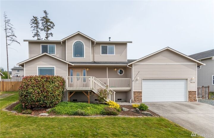 1620 SW Union St  Oak Harbor WA 98277 photo