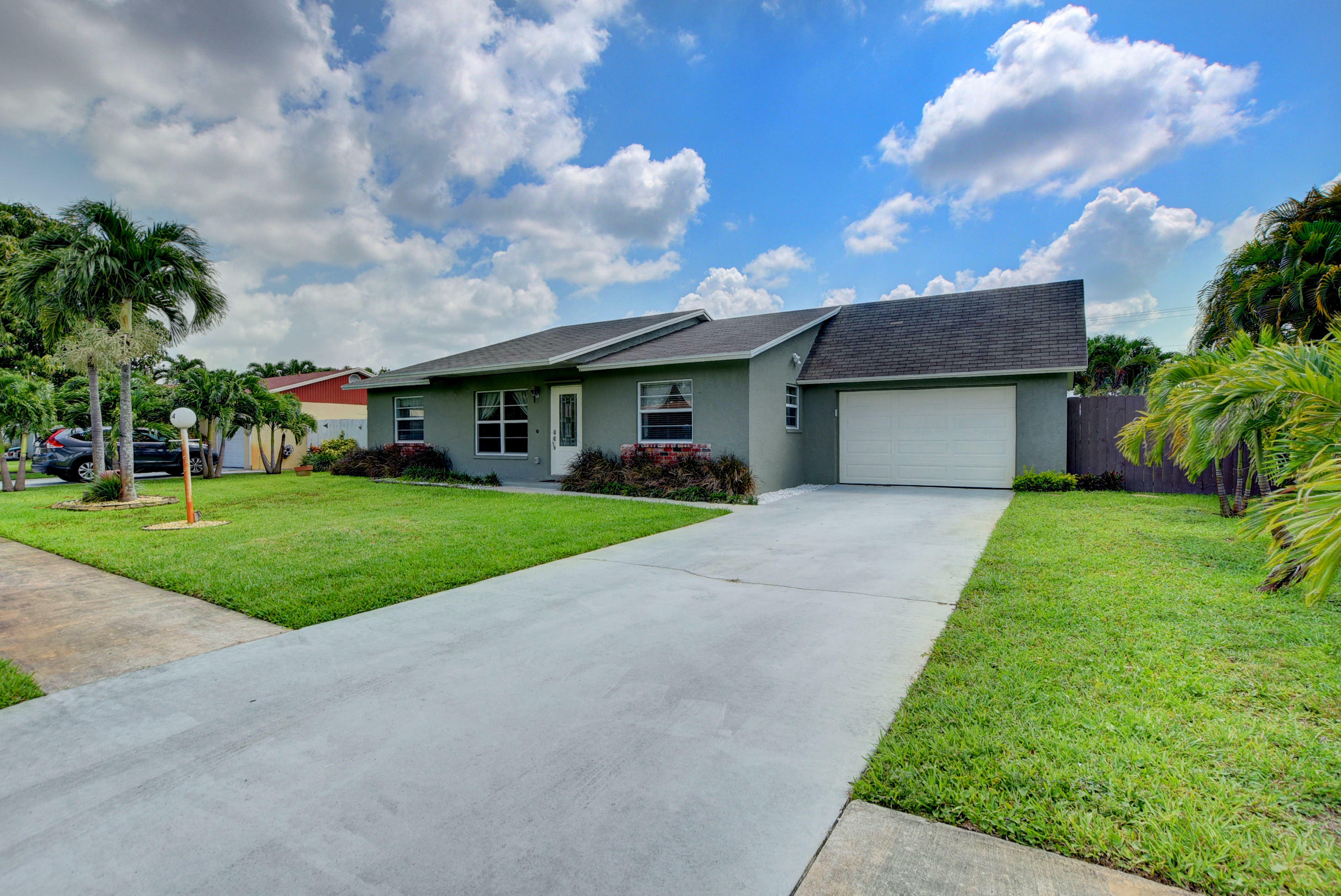 Property Photo:  1434 E Libby Drive  FL 33406 