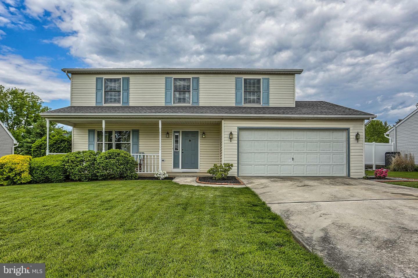 Property Photo:  34 Royal Palm Drive  PA 17050 