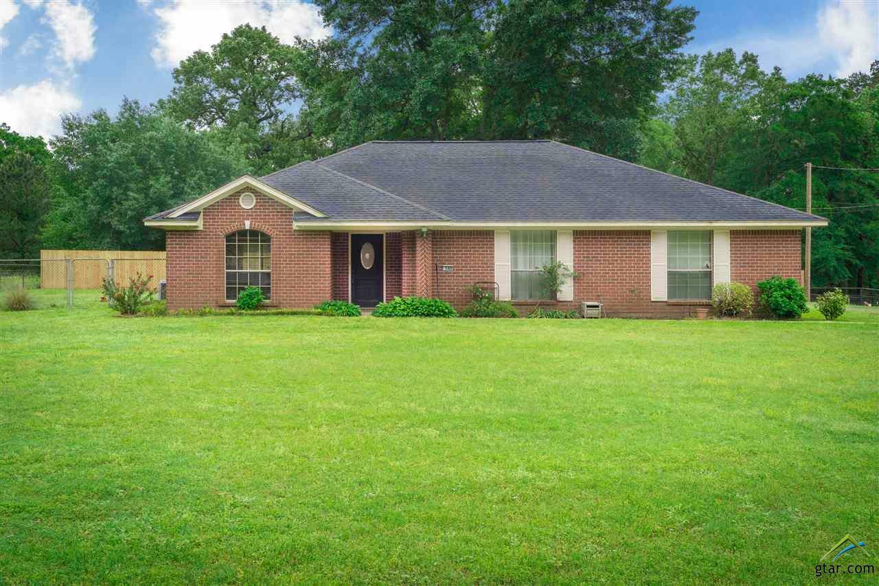 Property Photo:  580 Oakwood Dr  TX 75662 