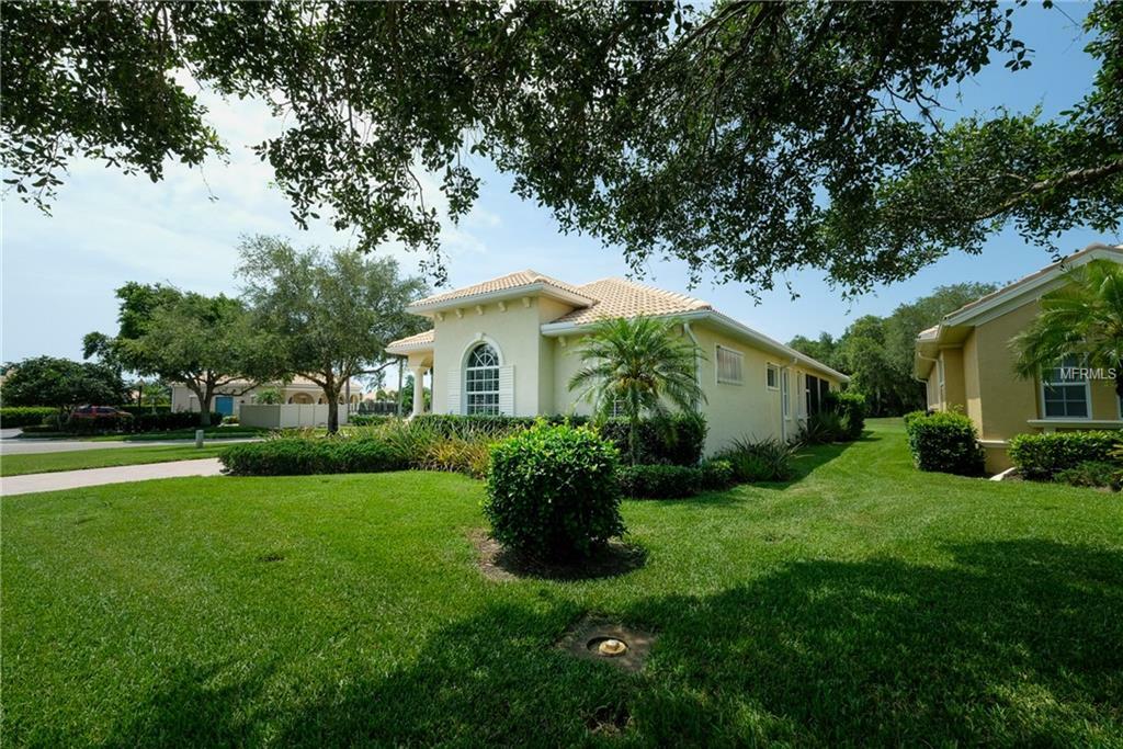 Property Photo:  5031 Faberge Place  FL 34233 