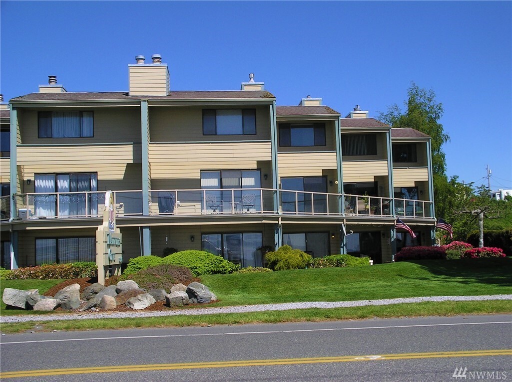 Property Photo: 8026 Birch Bay Dr 237 WA 98230