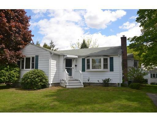 Property Photo: 20 Beebe Ln MA 01880