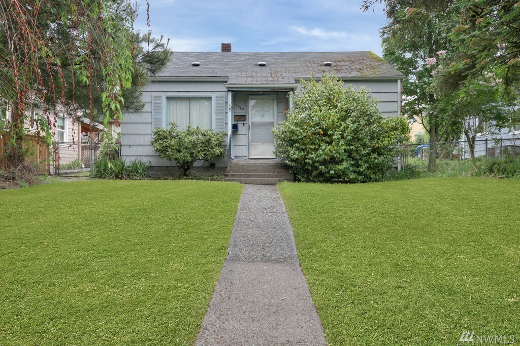 Property Photo:  4619 E E St  WA 98404 