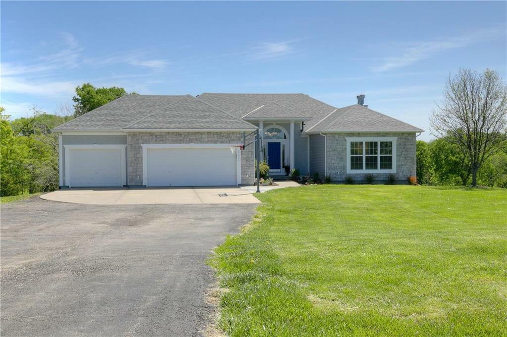 Property Photo:  17925 Lakewood Drive  MO 64079 