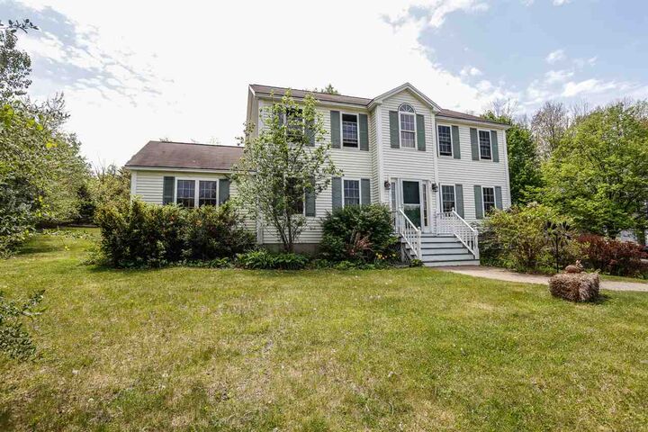 Property Photo: 15 Winter Drive NH 03106