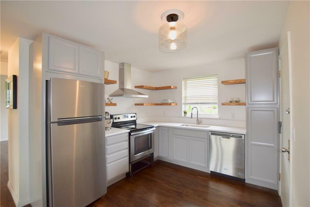 Property Photo:  70 Carroll Av, Unit#712  RI 02840 