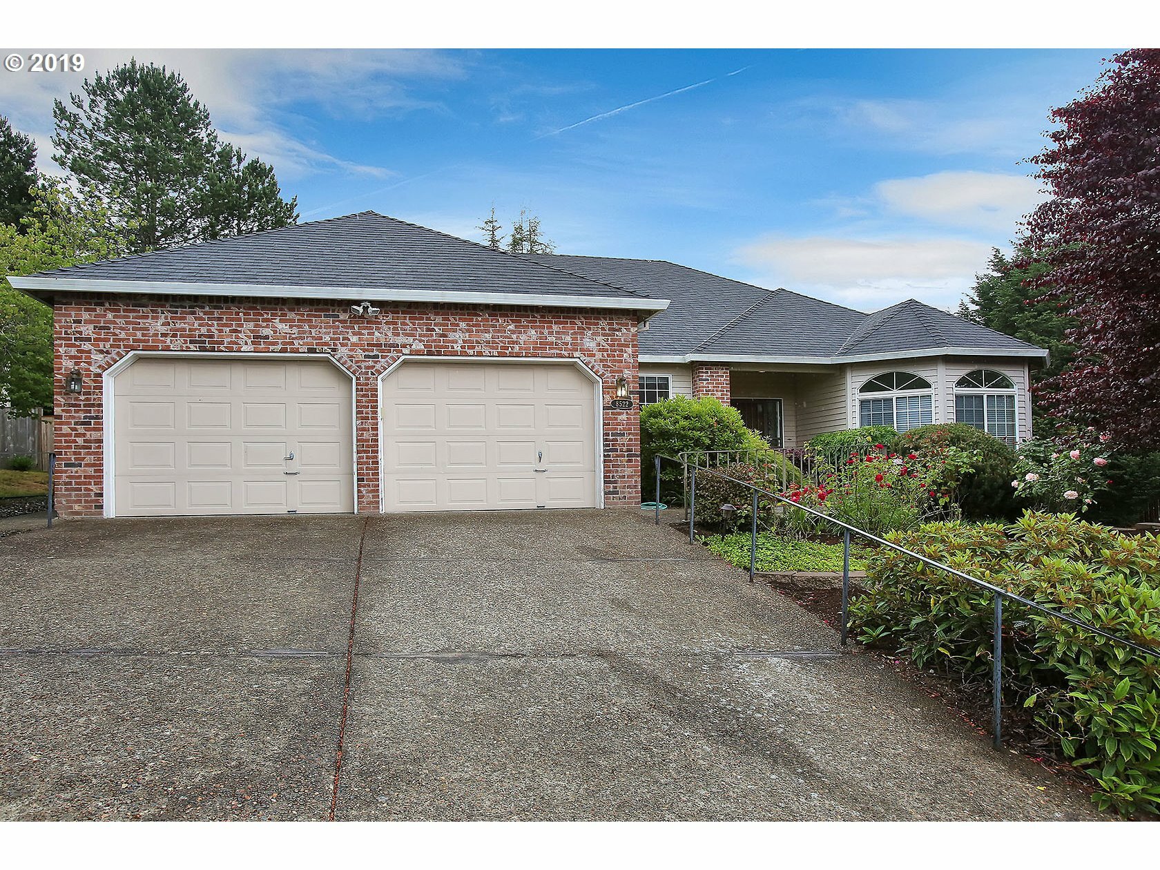 Property Photo: 8522 SW 64th Ave OR 97219