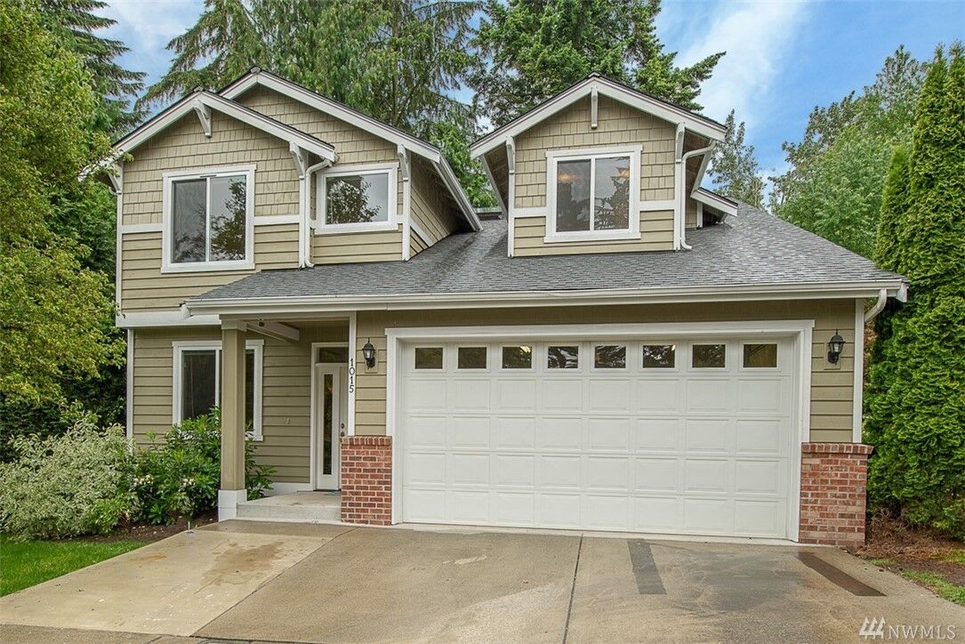 Property Photo:  1015 NE 153rd Court  WA 98155 