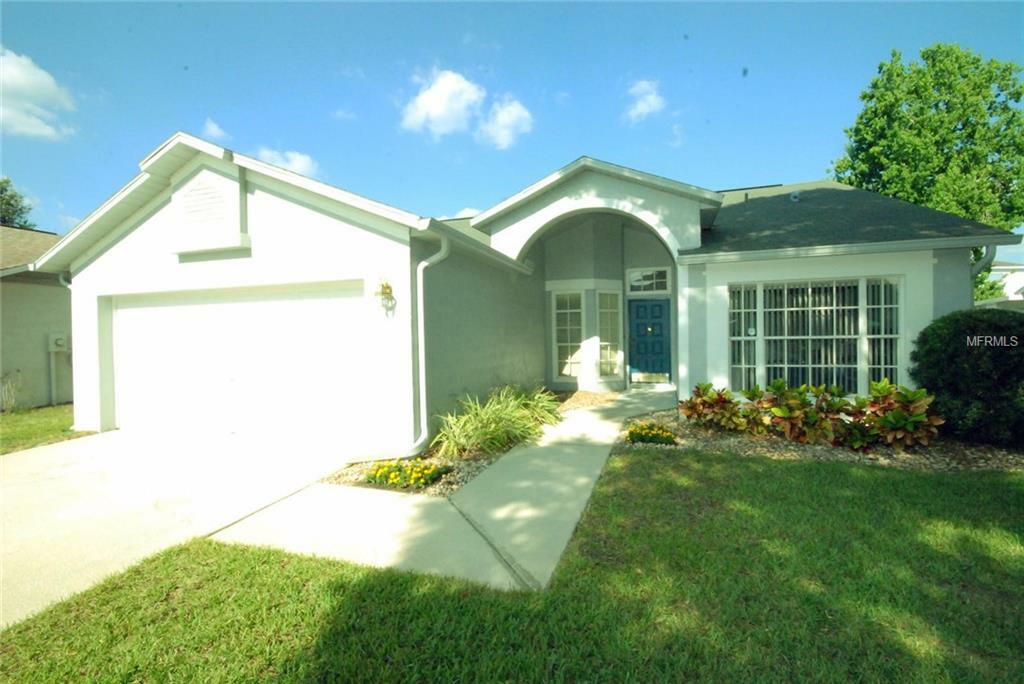 Property Photo:  1304 Rinkfield Place  FL 33511 