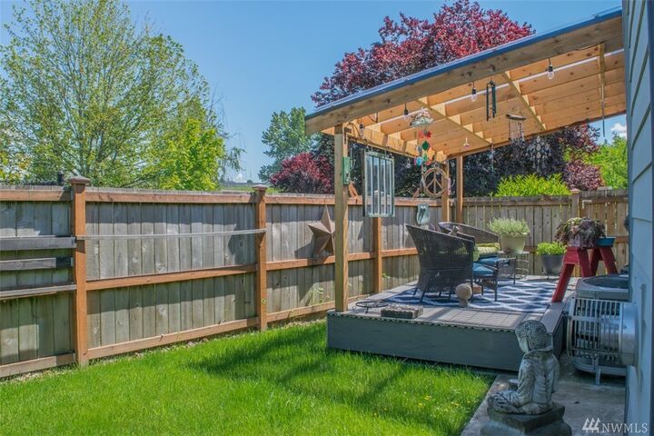 Property Photo:  15467 Esther Ave SE  WA 98272 