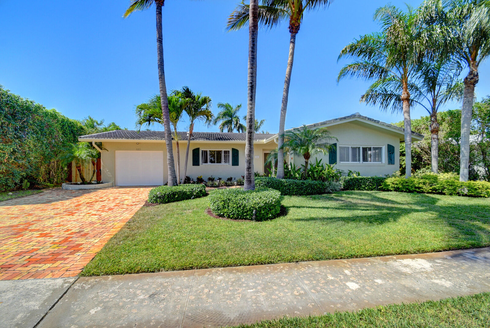 Property Photo:  1161 SW 13th Place  FL 33486 