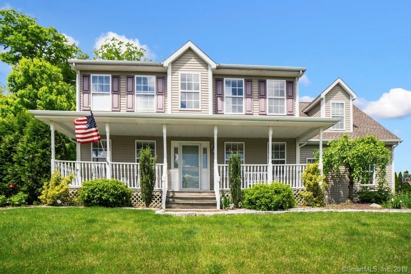 Property Photo:  5 Conhurst Drive  CT 06473 