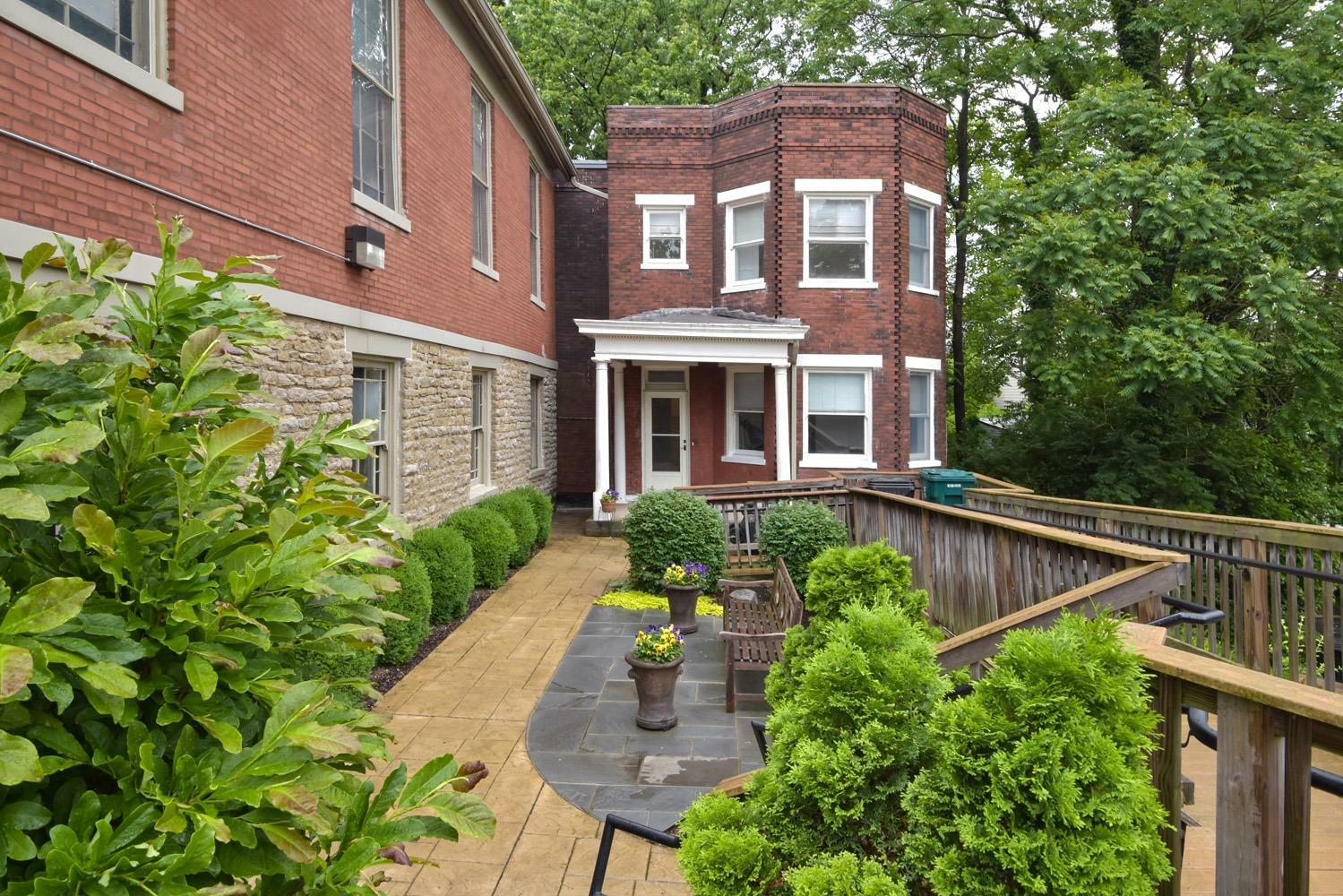 Property Photo:  1220 Ida  OH 45202 