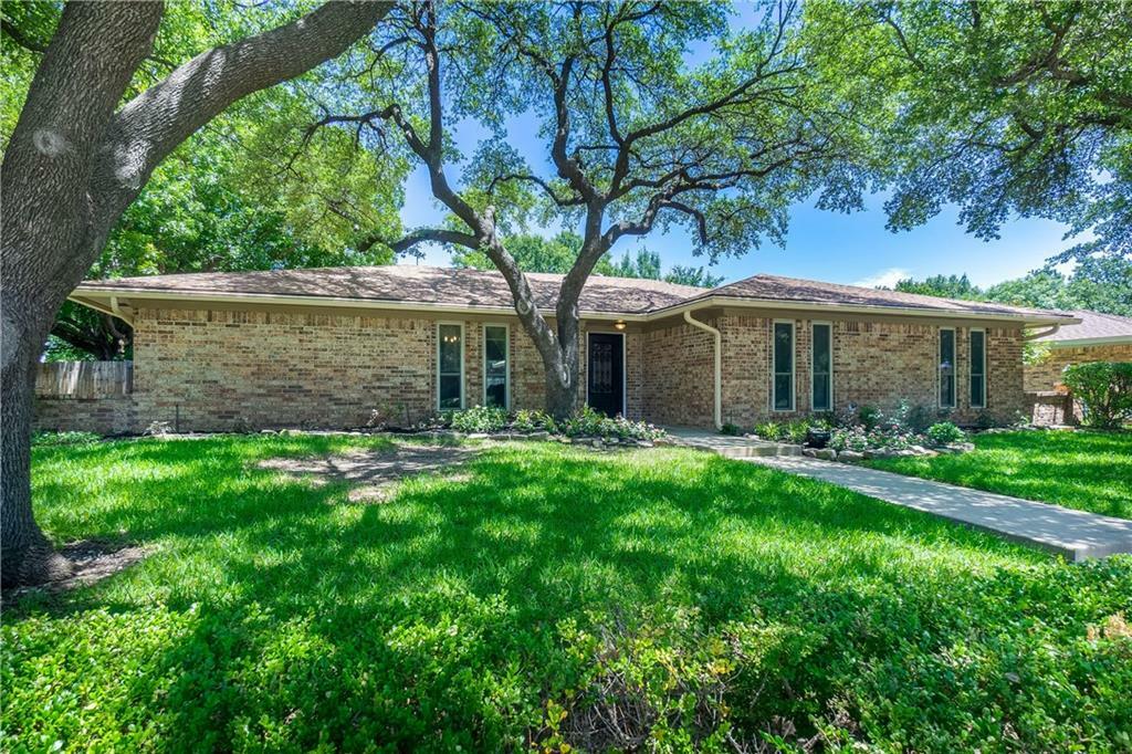 Property Photo:  1337 Glenhill Lane  TX 75077 