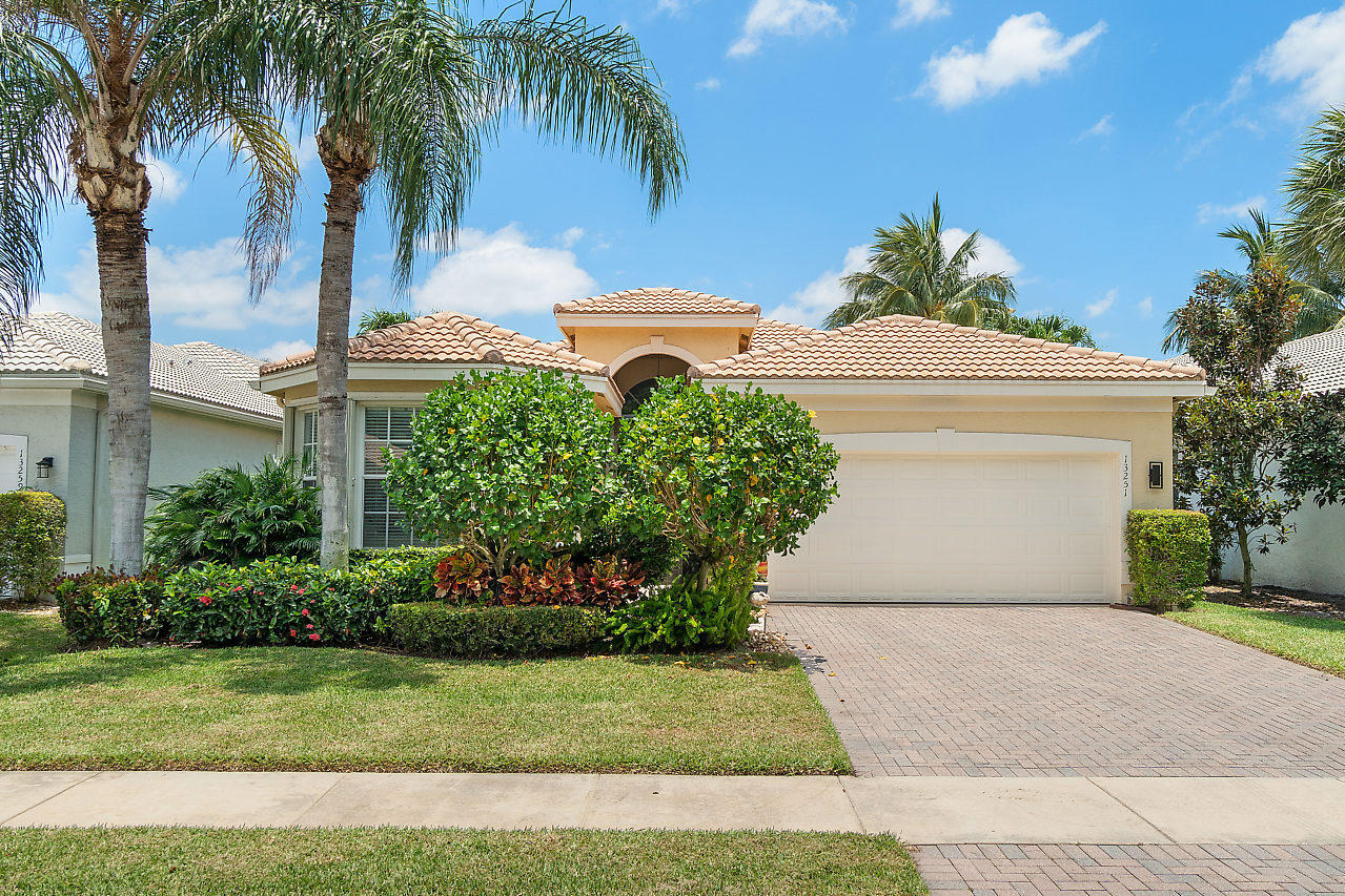Property Photo: 13251 Aliso Beach Drive FL 33446