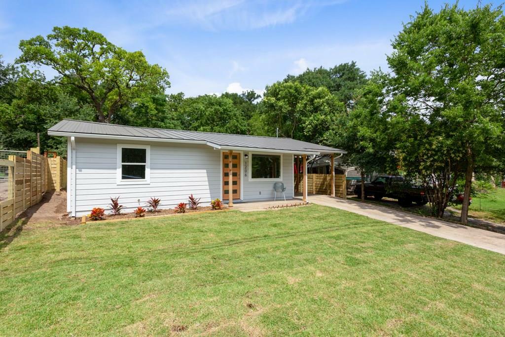 Property Photo:  1206 Greenwood Avenue  TX 78721 