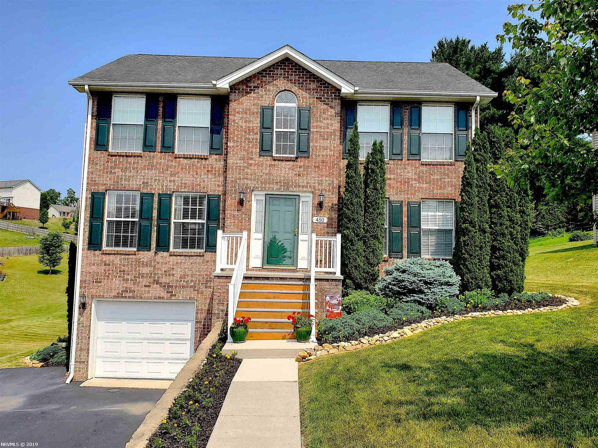 Property Photo:  450 Windsor Drive  VA 24073 