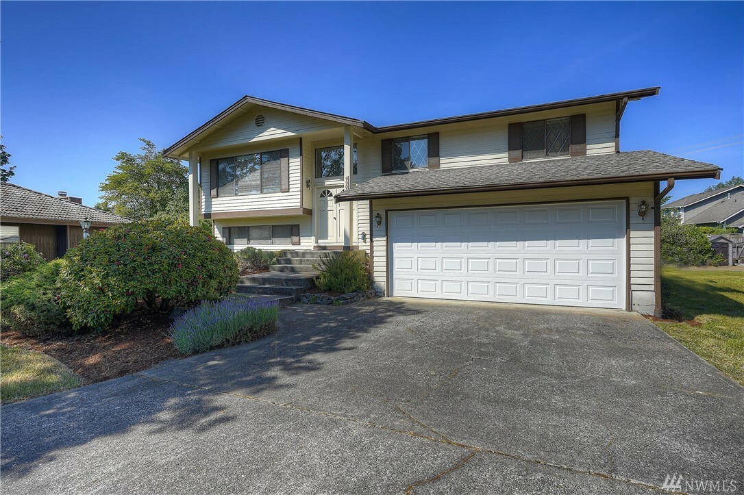 Property Photo:  9905 76th St SW  WA 98498 