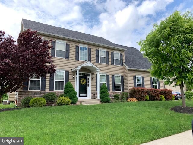 Property Photo: 552 Championship Drive PA 19438