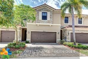 Property Photo:  9612 Town Parc Cir N  FL 33076 