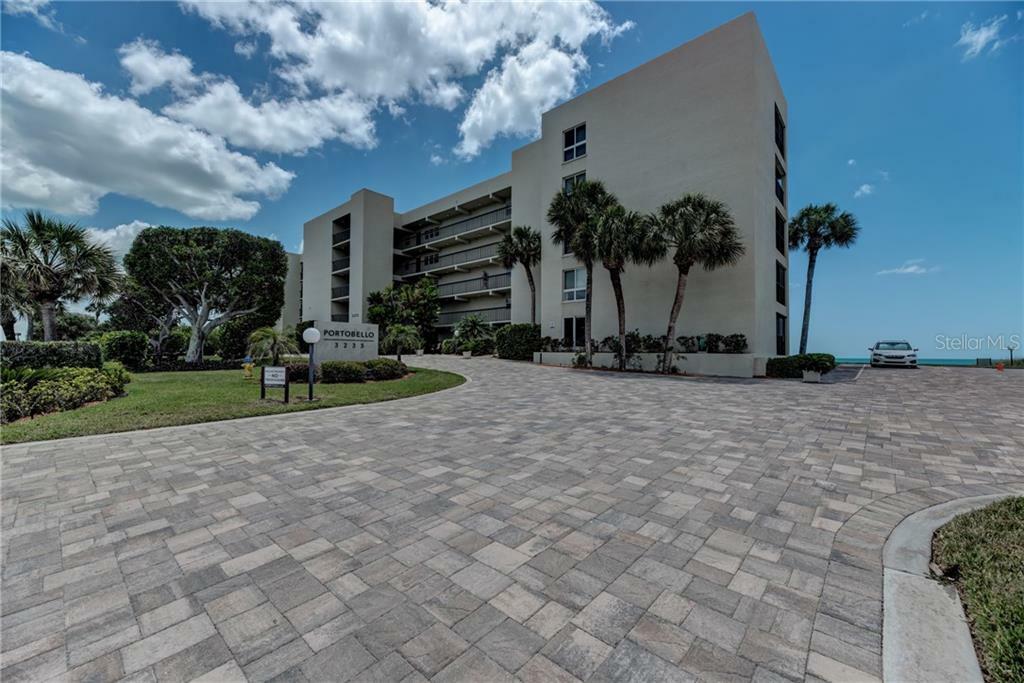 Property Photo:  3235 Gulf Of Mexico Drive A206  FL 34228 