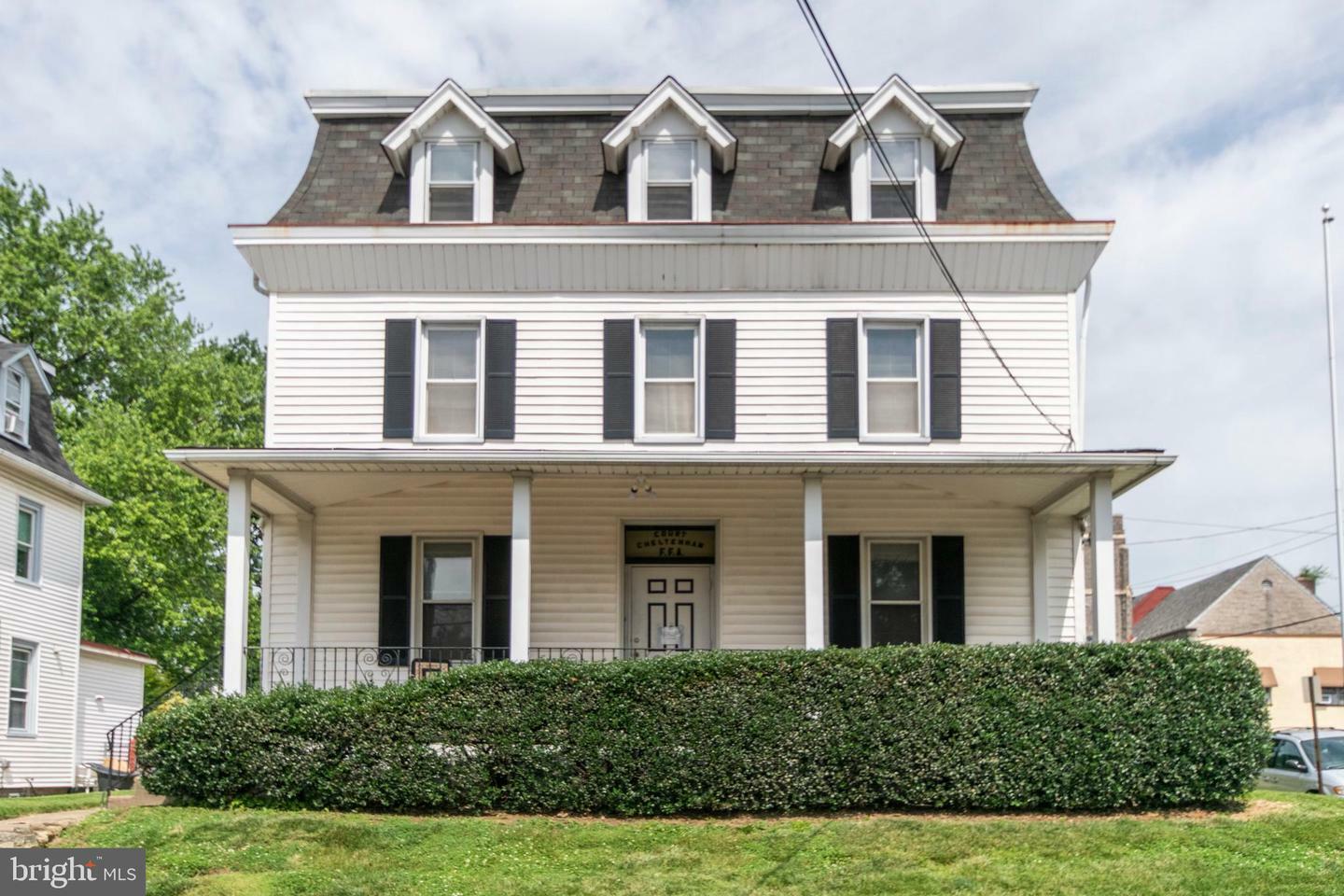 Property Photo:  400 Ryers Avenue  PA 19012 