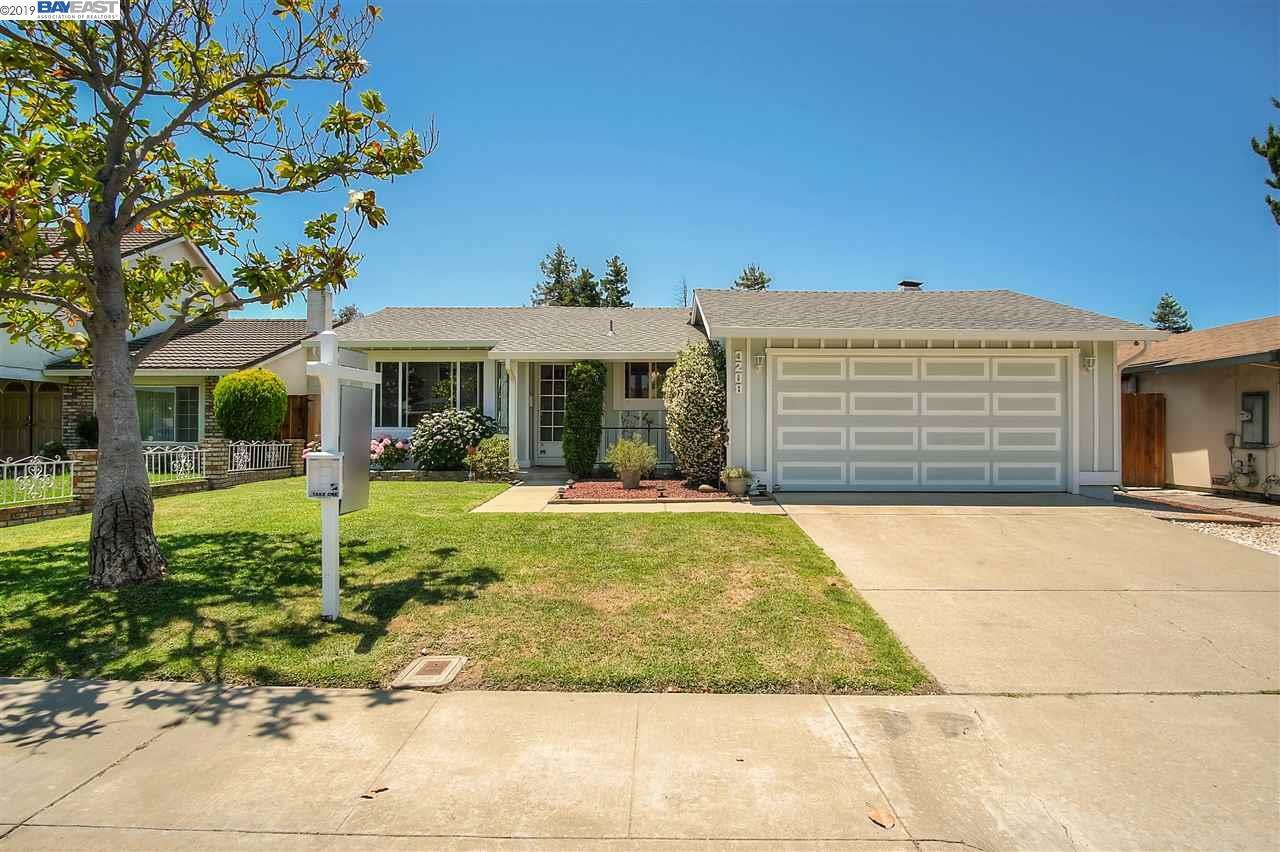 3208 San Andreas Dr  Union City CA 94587 photo