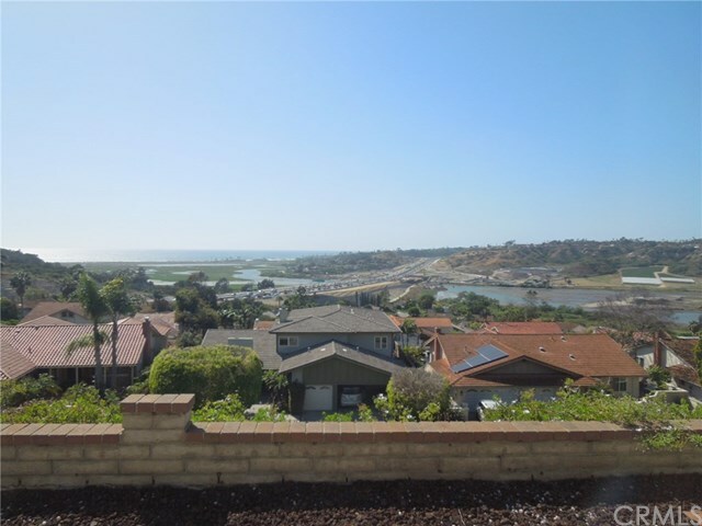 Property Photo:  713 Santa Rosita  CA 92075 