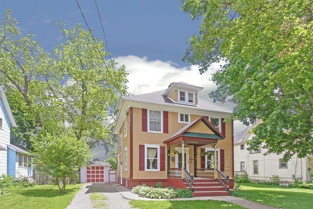 Property Photo:  479 Ryerson Avenue  IL 60123 