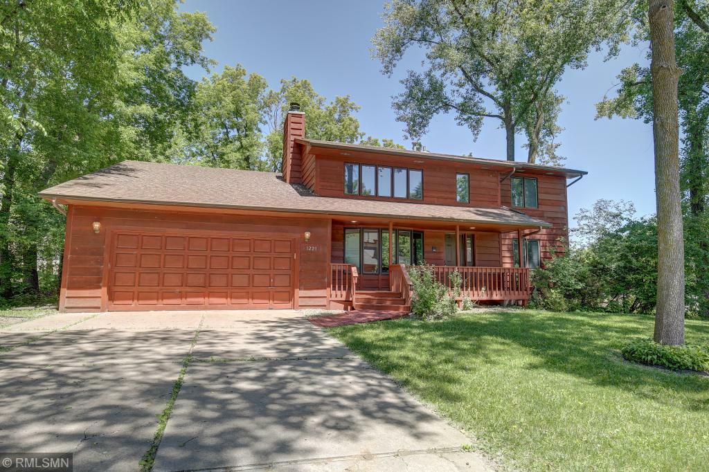 1221 Belair Circle  Roseville MN 55113 photo