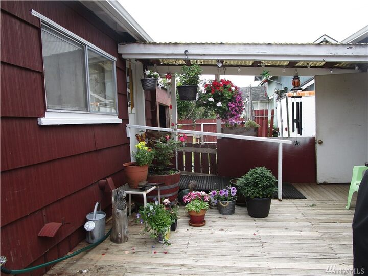 Property Photo: 2623 Bay Ave WA 98550