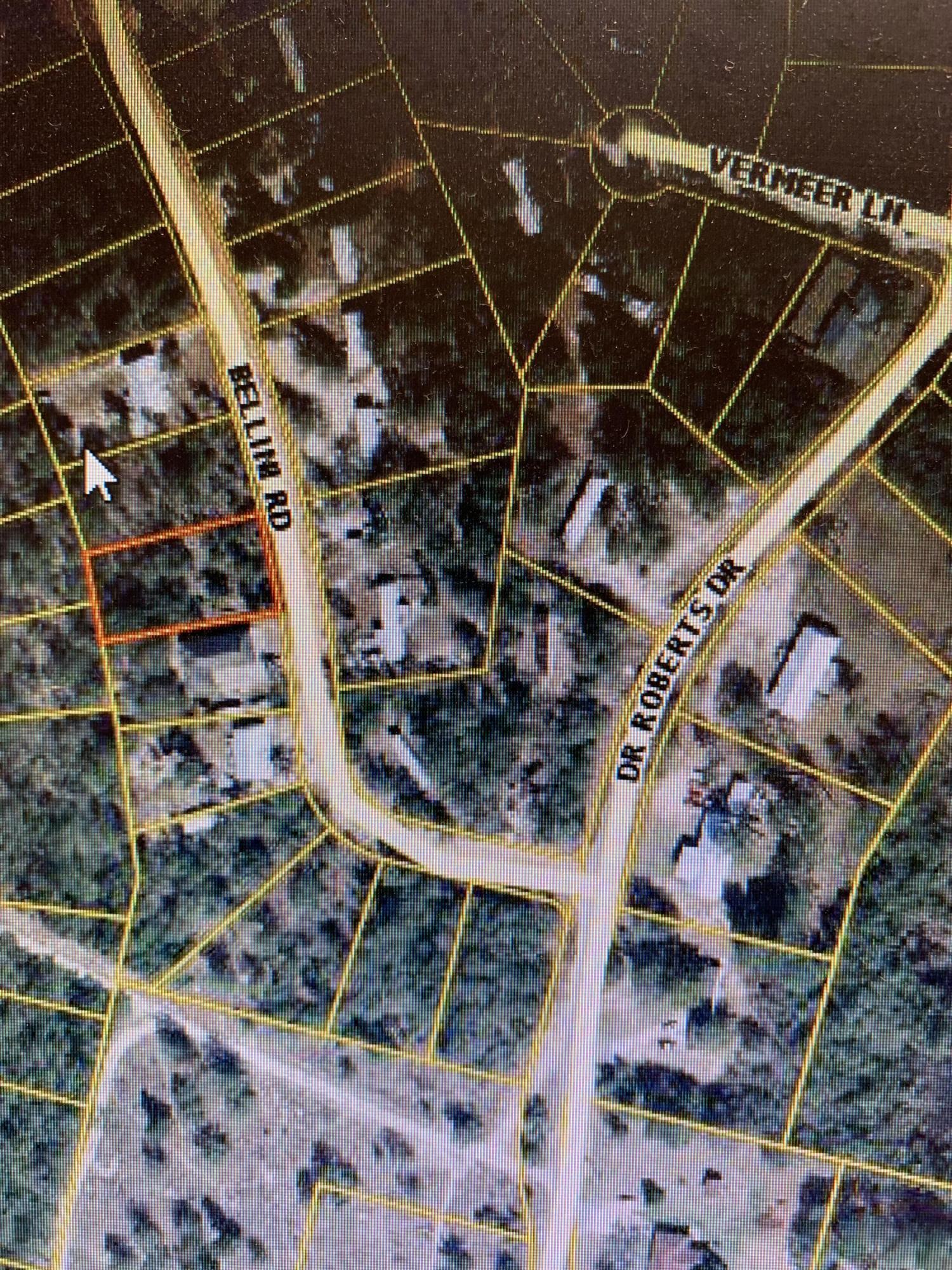 Property Photo: 122 Bellini Road FL 32433