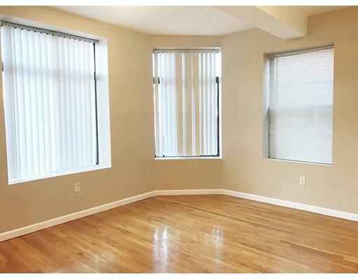 Property Photo: 22 High Street 4 MA 02155