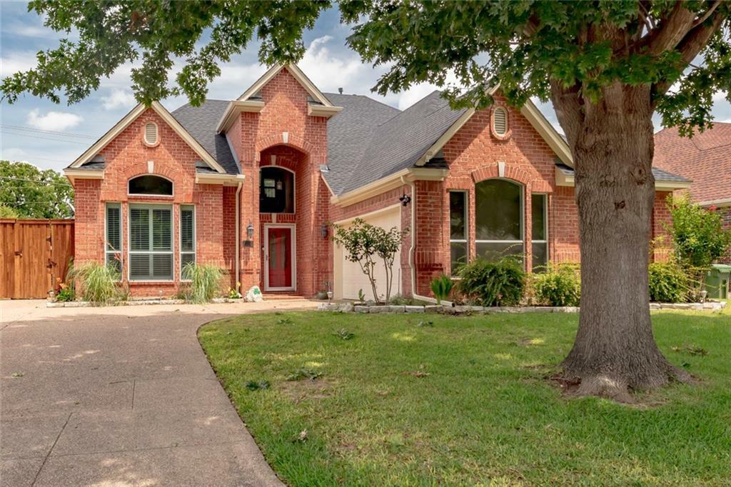 Property Photo: 2223 Templeton Drive TX 76006