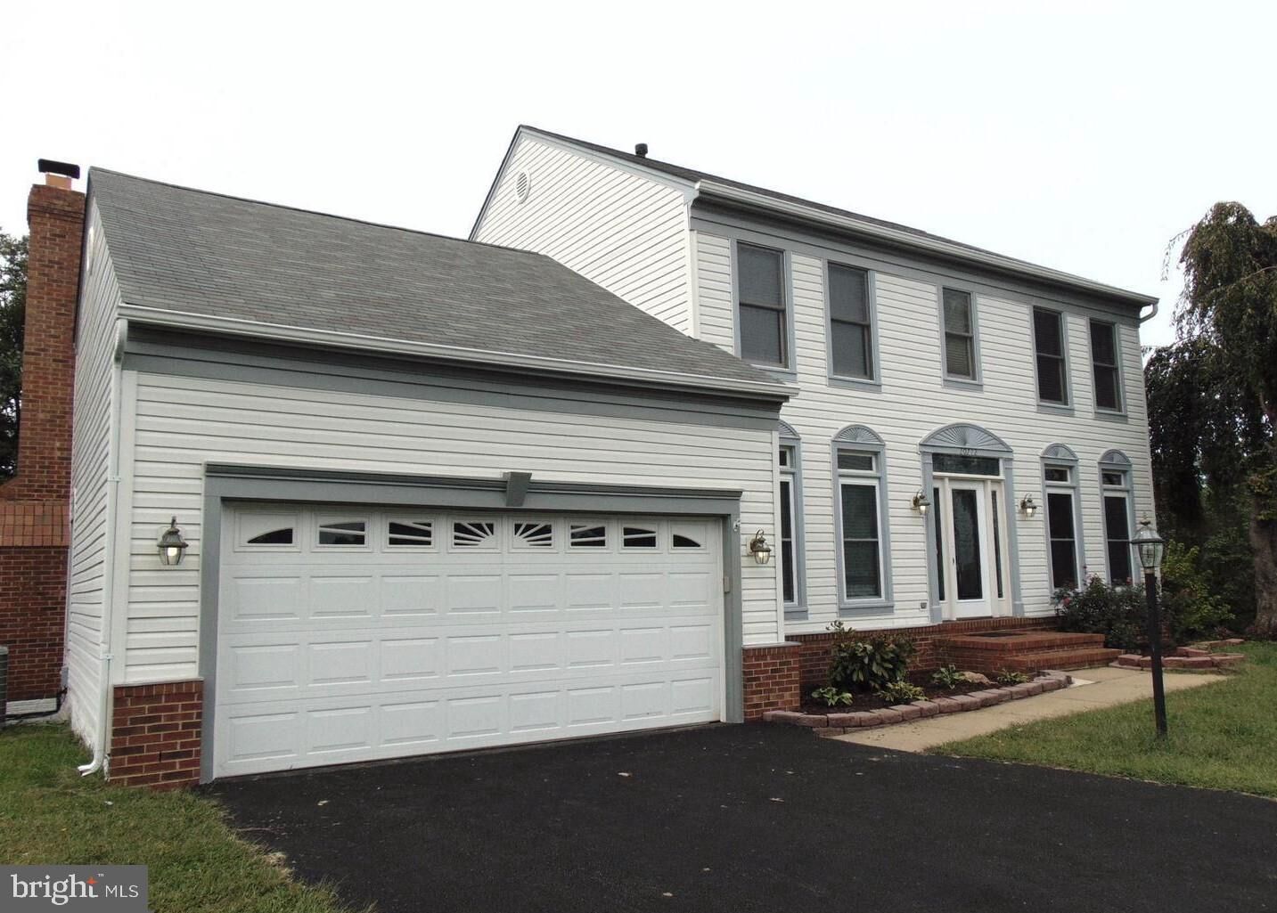 Property Photo:  20712 Edgebrook Court  VA 20147 