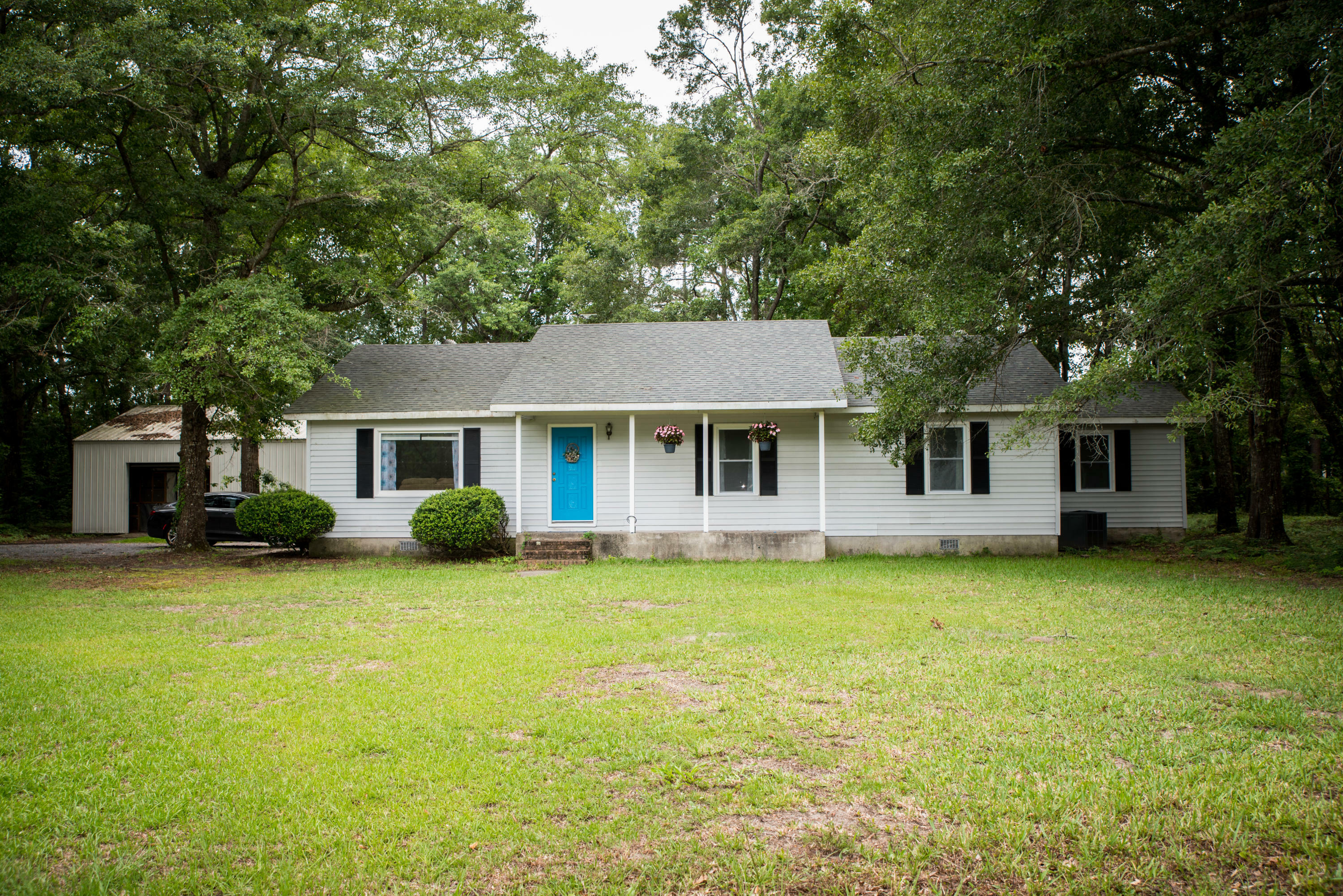 Property Photo:  6402 Maxville Road  SC 29429 