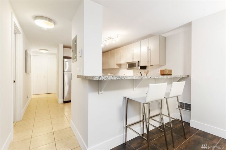 Property Photo:  731 Broadway E 1  WA 98102 