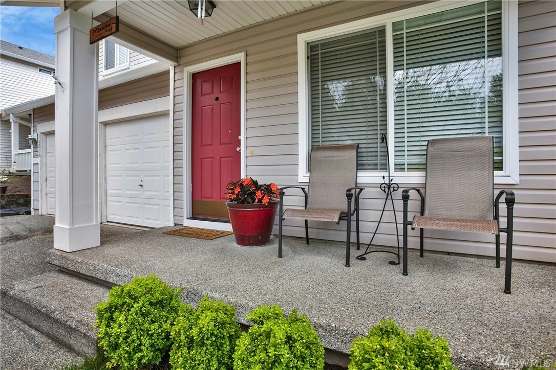 Property Photo: 15215 50th Ave SE WA 98208