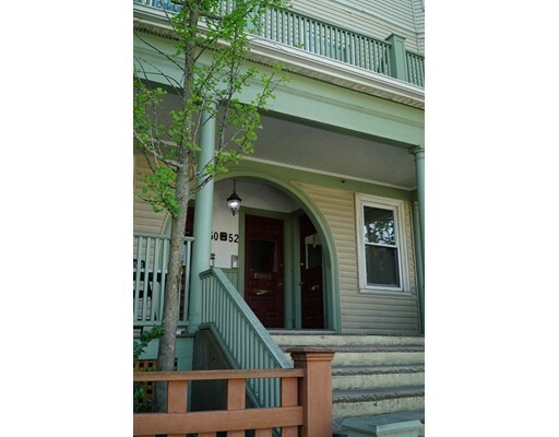 Property Photo:  52 Beacon St 2  MA 02143 