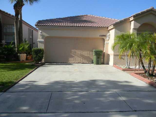 Property Photo:  15898 NW 4th St  FL 33028 