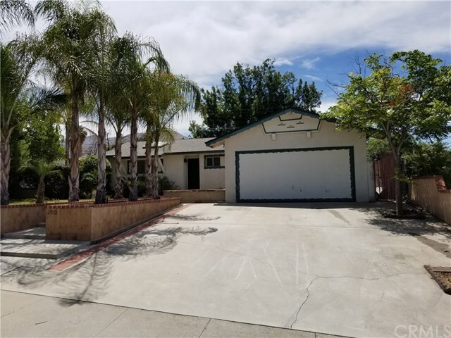 Property Photo:  2972 Waldorf Drive  CA 92507 