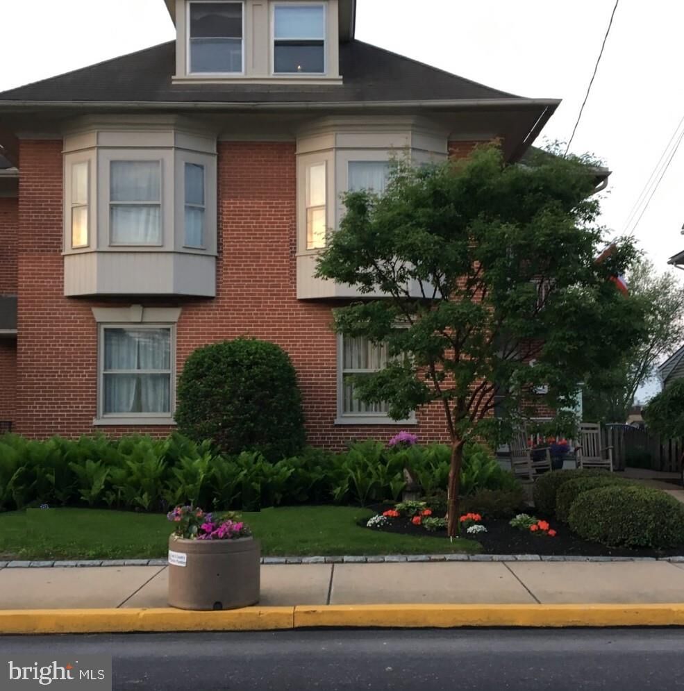 Property Photo:  226 W Main Street  PA 17557 