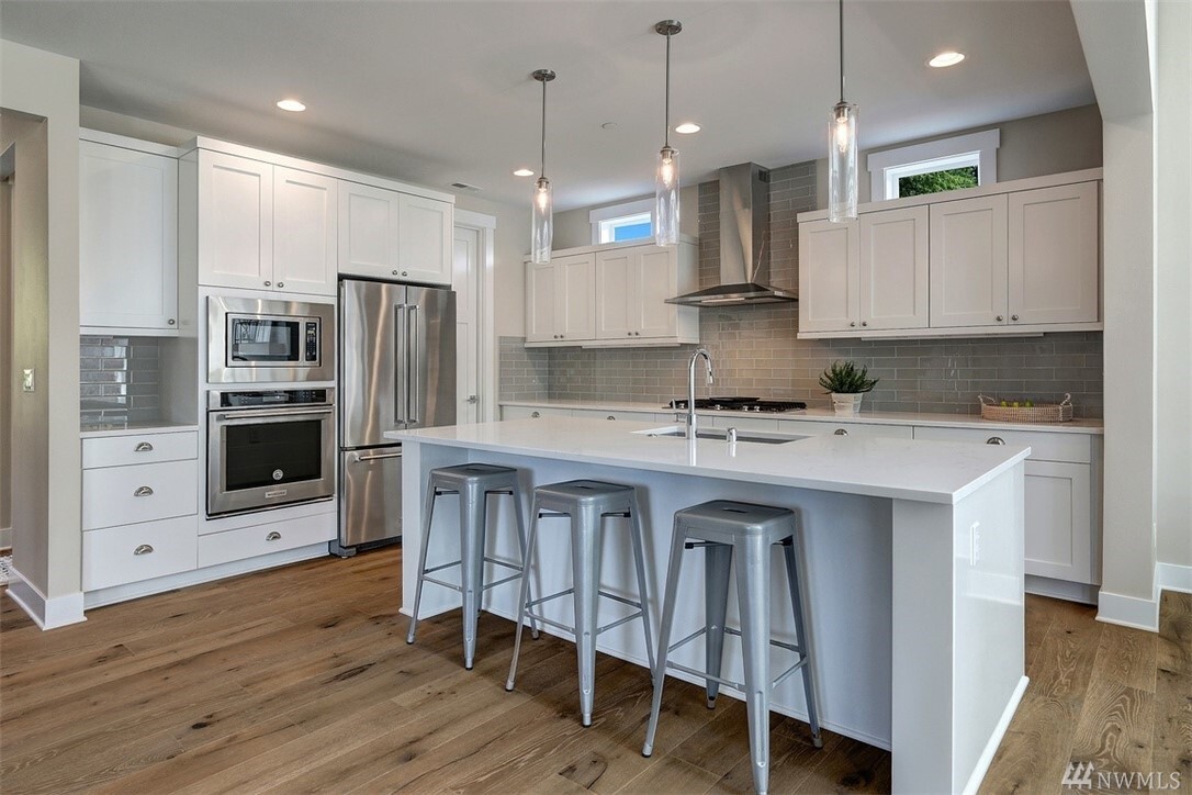 Property Photo:  8704 188th St SW  WA 98026 