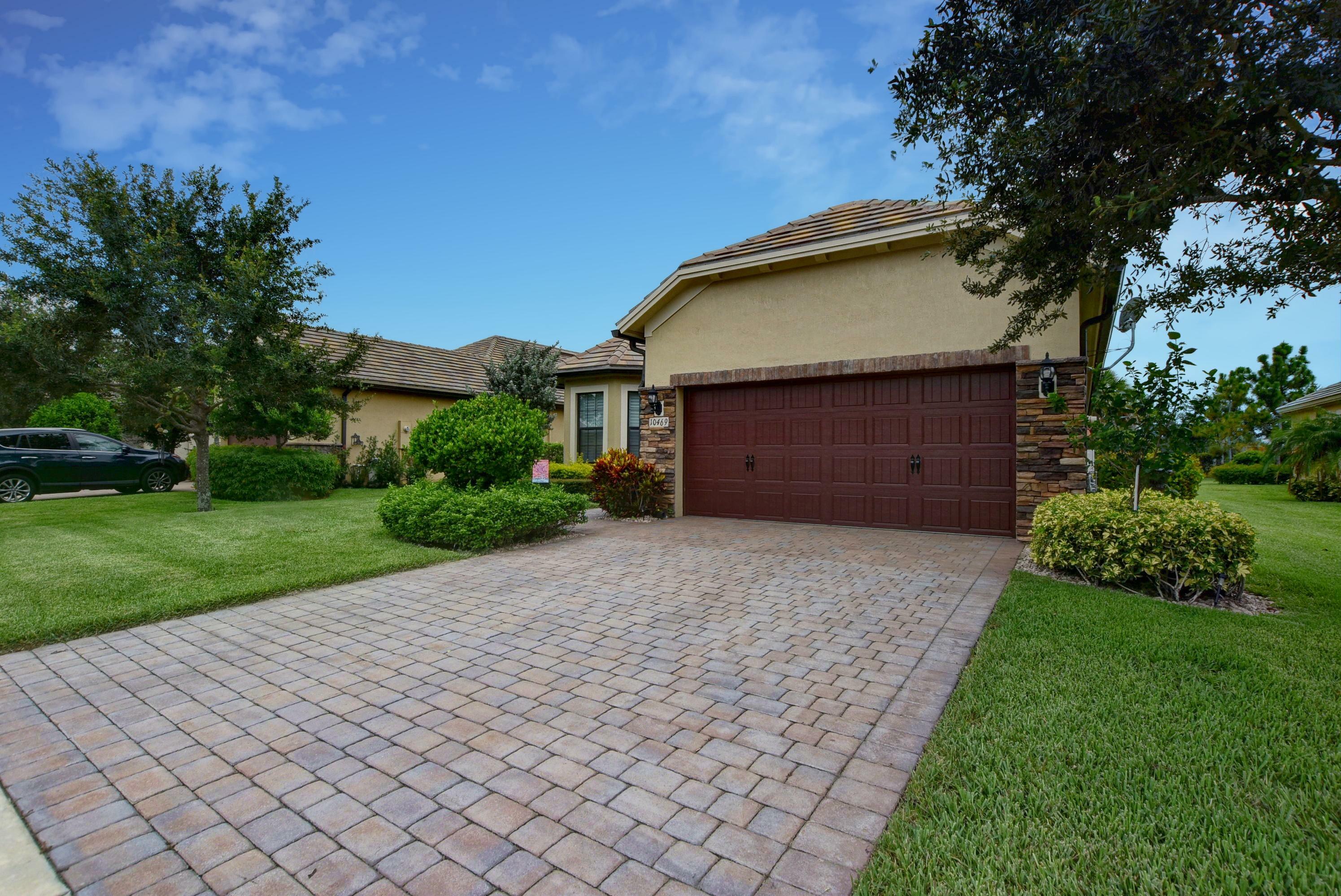 Property Photo:  10469 Prato Street  FL 33414 