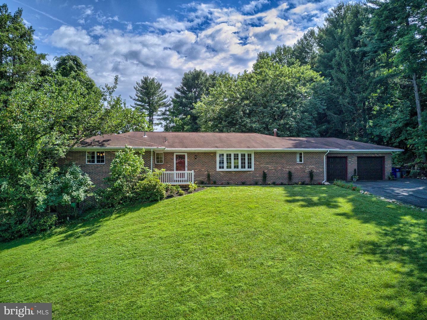 Property Photo: 1502 Charter Oak Avenue MD 21014