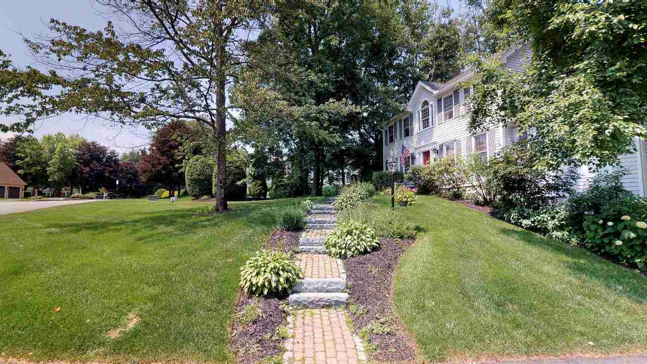 Property Photo:  78 Oakmont Drive  NH 03301 