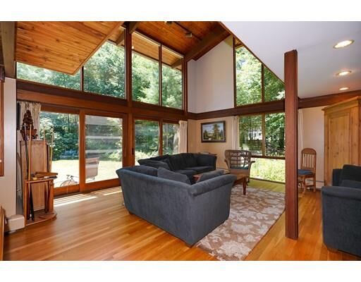 Property Photo: 41 Canterbury Ct MA 01741