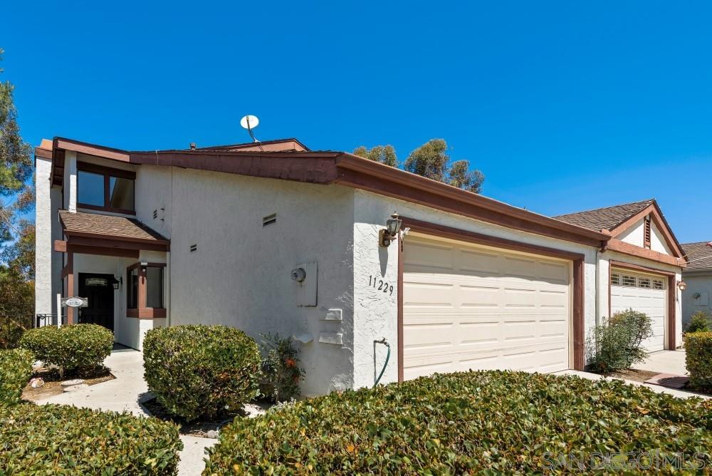 Property Photo: 11229 Cascada Way CA 92124